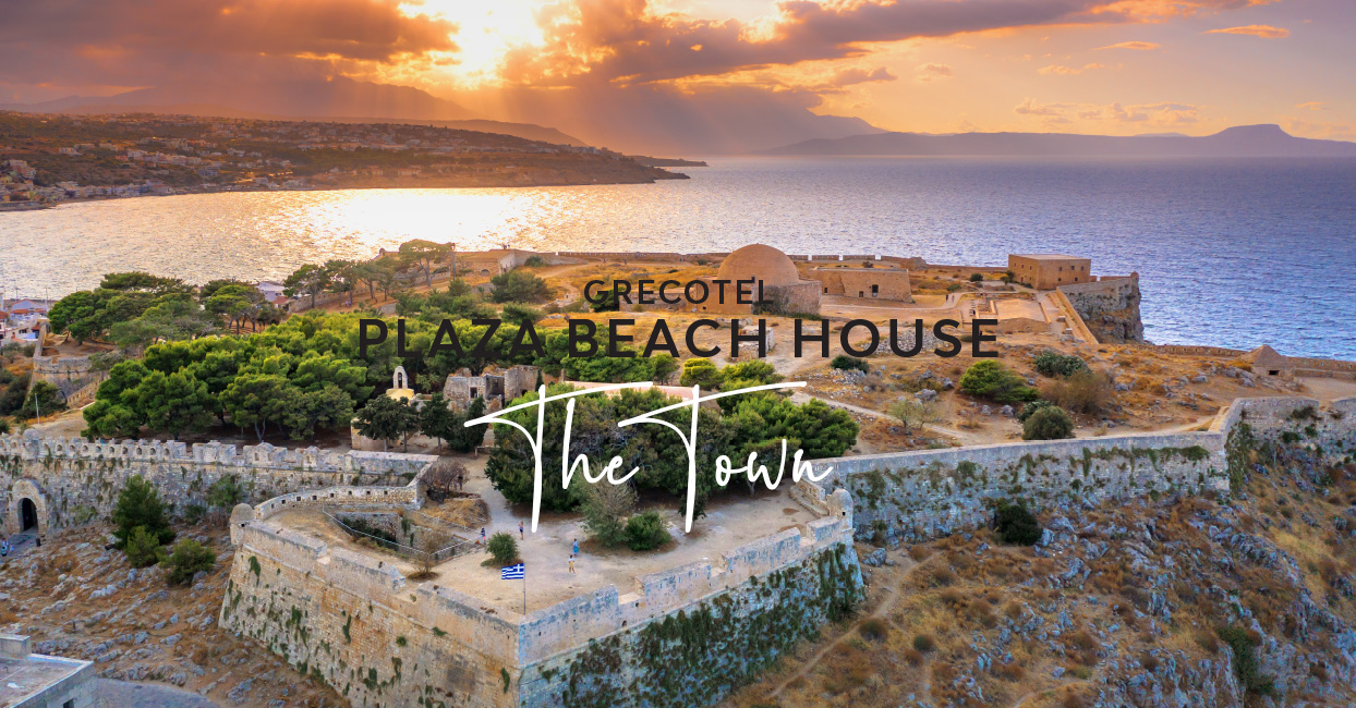 06-rethymno-town-in-crete-plaza-beach-house